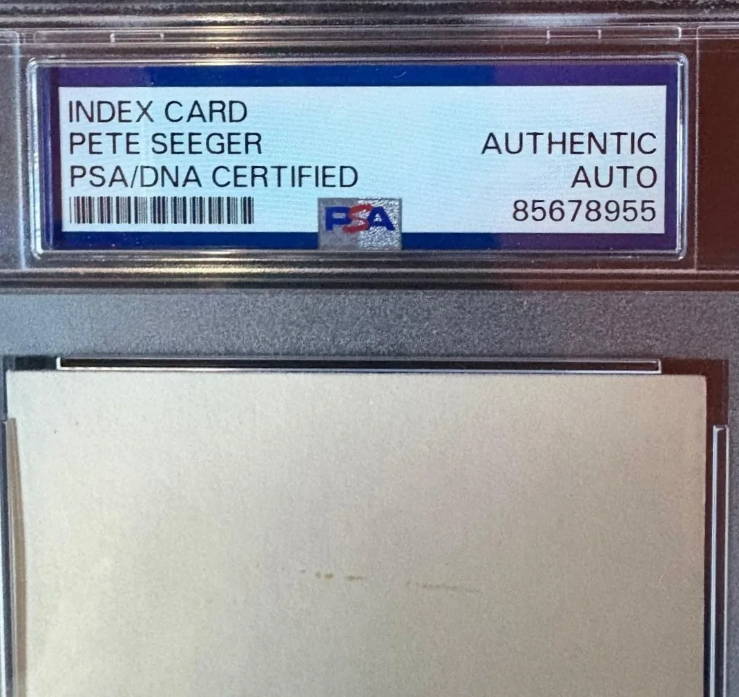 Pete Seeger — PETE SEEGER SIGNED INDEX CARD PSA ENCAPSULATED AMERICAN FOLK BANJO RARE VINTAGE, image 2