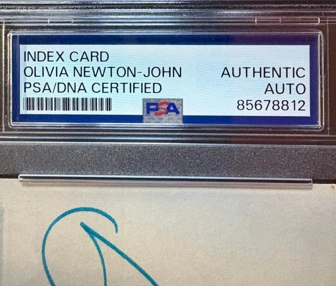 Olivia Newton-John — OLIVIA NEWTON-JOHN SIGNED INDEX CARD PSA ENCAPSULATED GREASE FULL NAME TRAVOLTA, изображение 2
