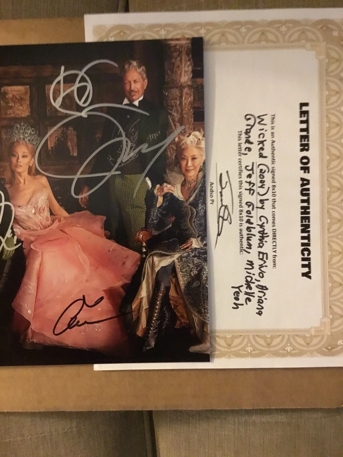 Wicked Movie Cast 8 X 10 Photo with COA by Grande, Erivo, Yeoh & Goldblum, изображение 2