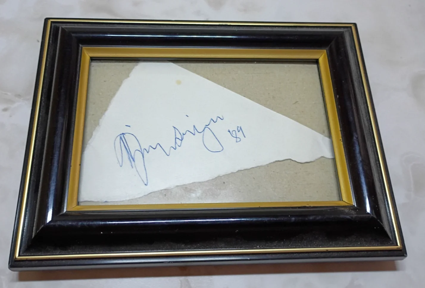 Bebop Jazz originator Dizzy Gillespie Signed Autographed ripped placemat, image 2
