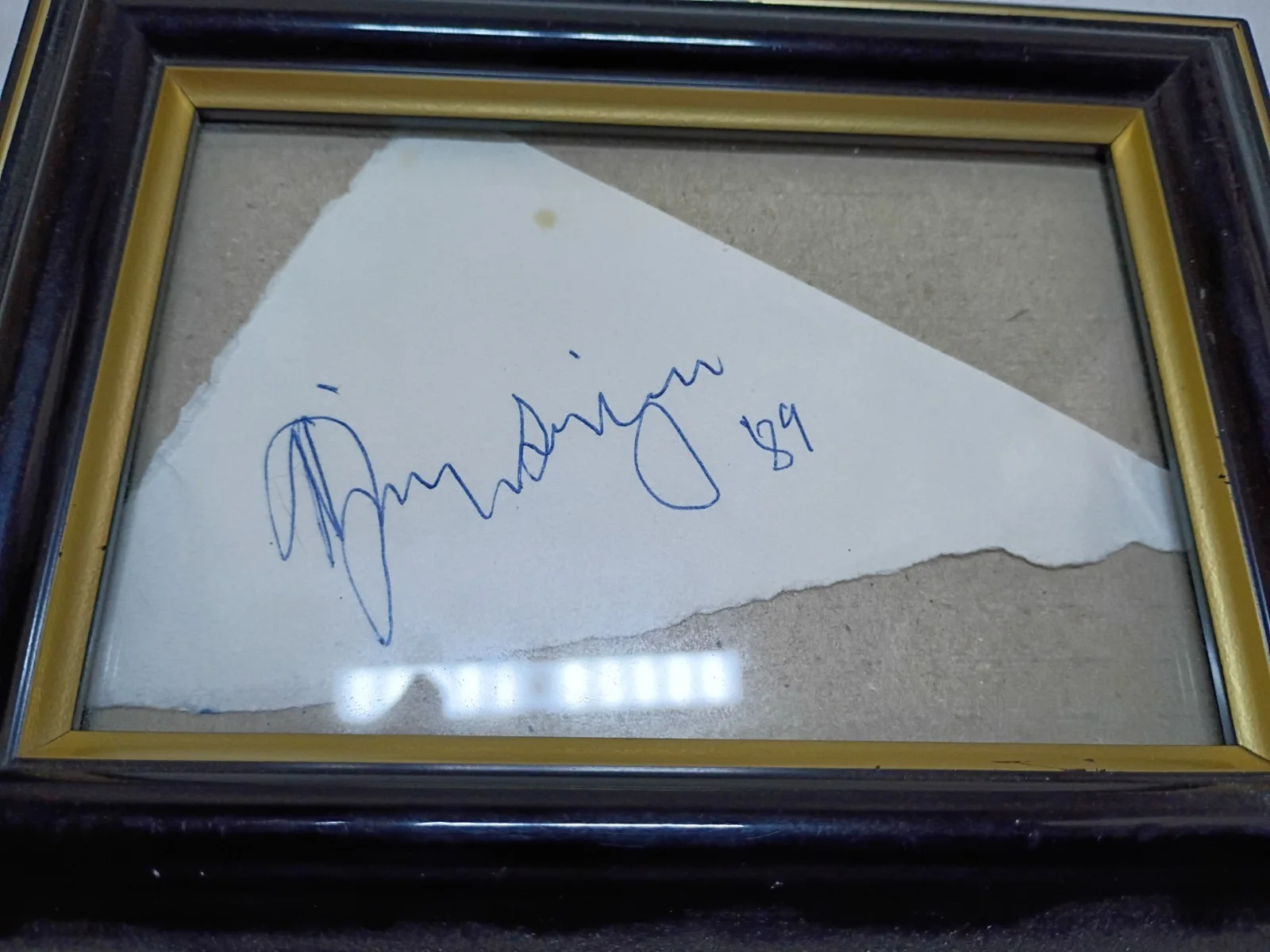 Bebop Jazz originator Dizzy Gillespie Signed Autographed ripped placemat, image 4