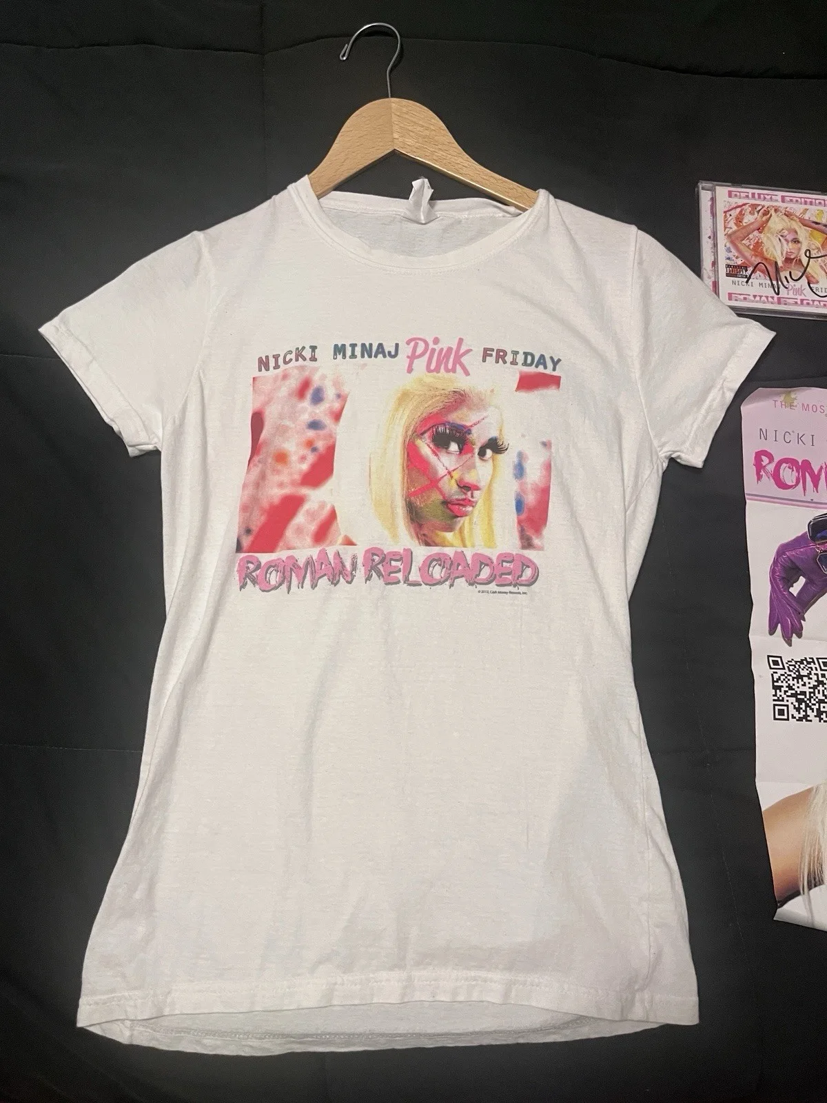 Nicki Minaj Signed “Pink Friday” CD – Autographed In-Person at Best Buy NYC 2012, image 5