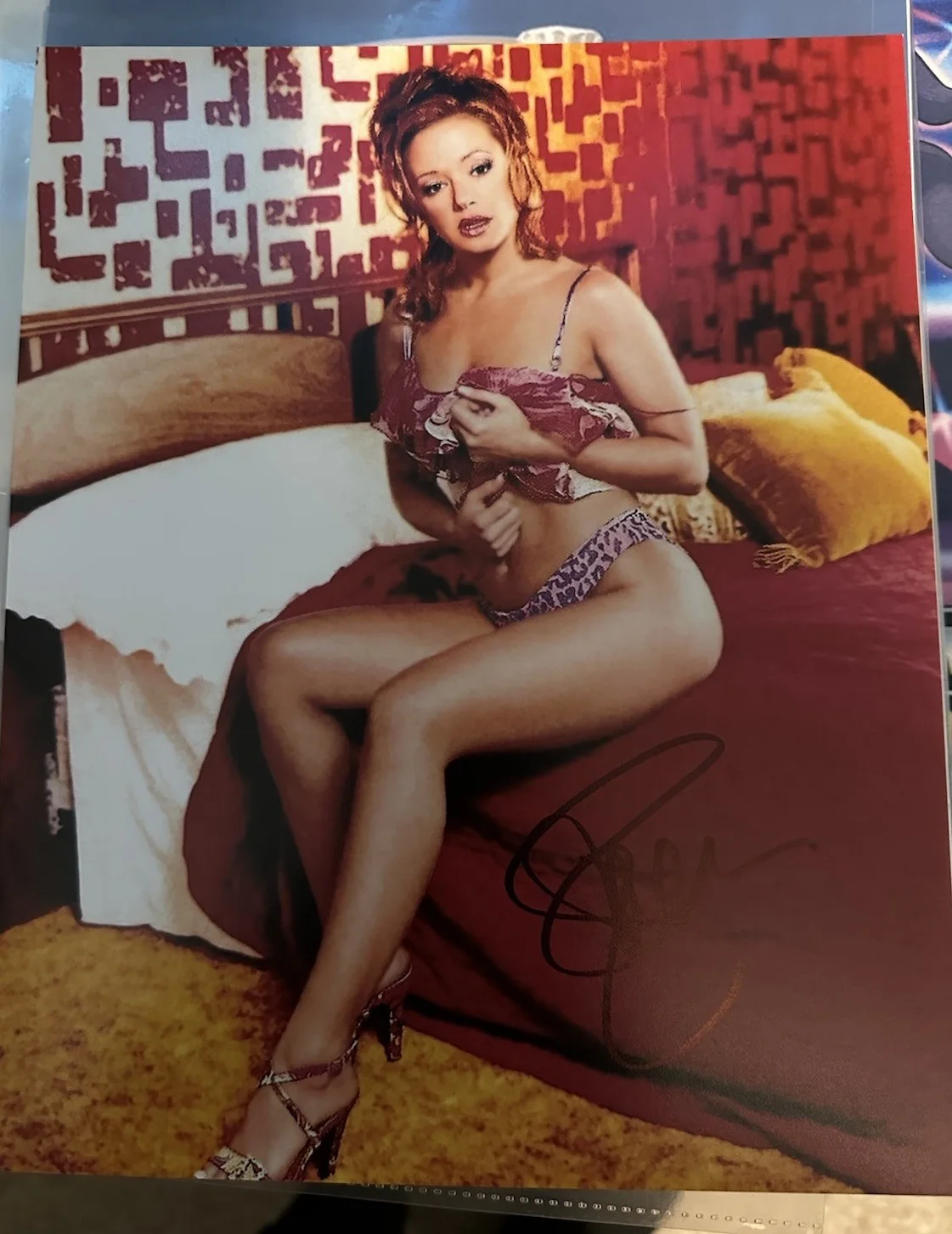 Leah Remini — LEAH REMINI BEAUTIFUL SIGNED AUTOGRAPH SEXY 8x10 Photo! Kings Of Queens!