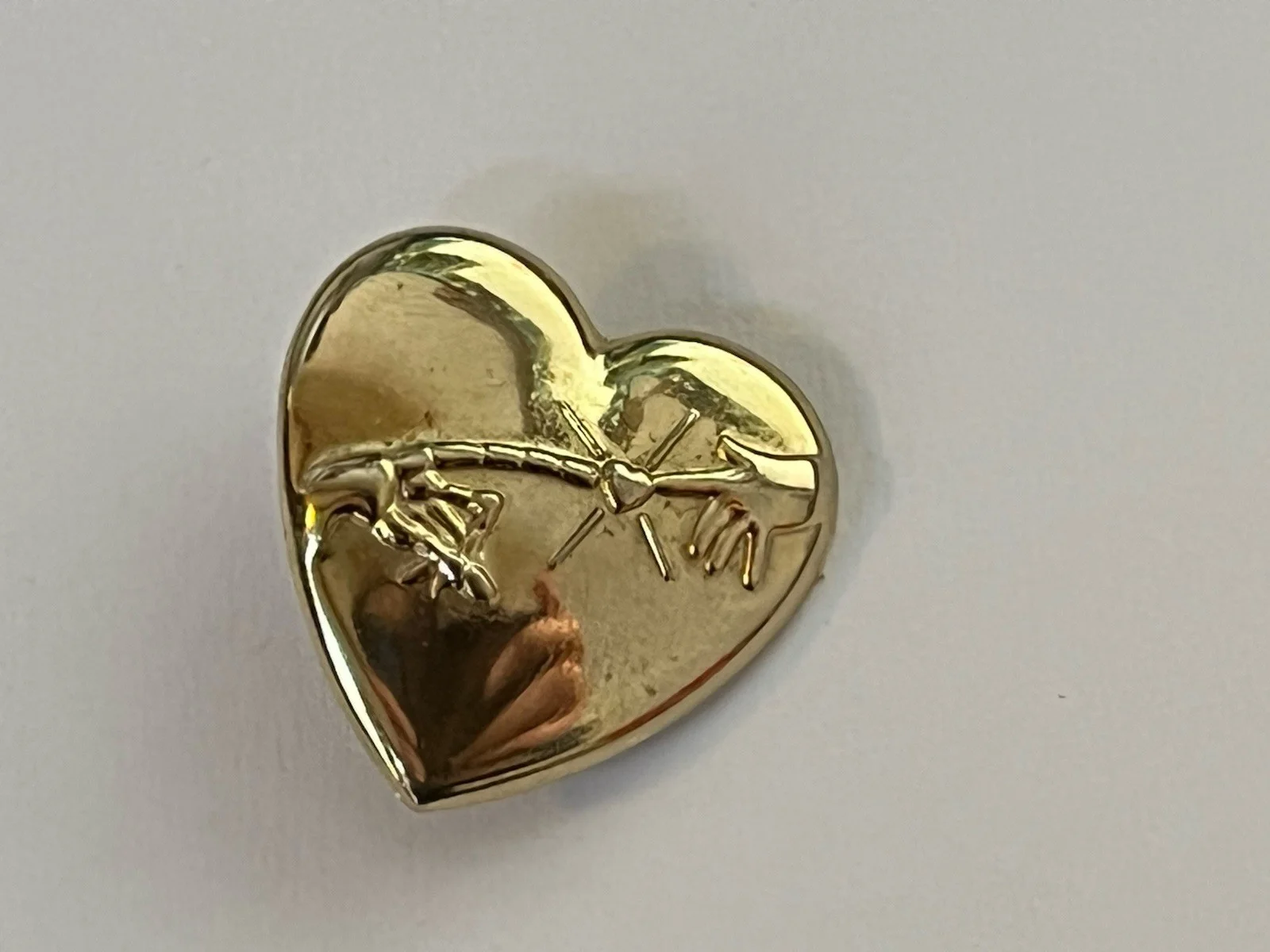 E.T ET GOLD HEART UNIVERSAL STUDIOS VARIETY Spielberg METAL PIN EX, image 5