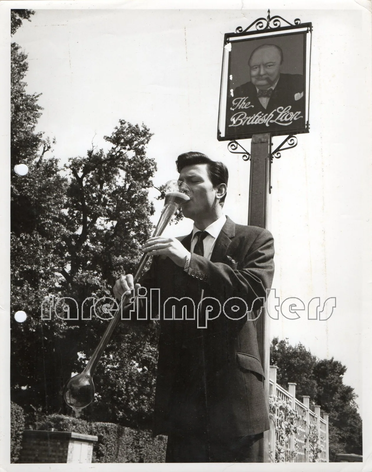 LIFE AT THE TOP 1965 Laurence Harvey, Jean Simmons Honor Blackman 18 10x8 STILLS, изображение 4