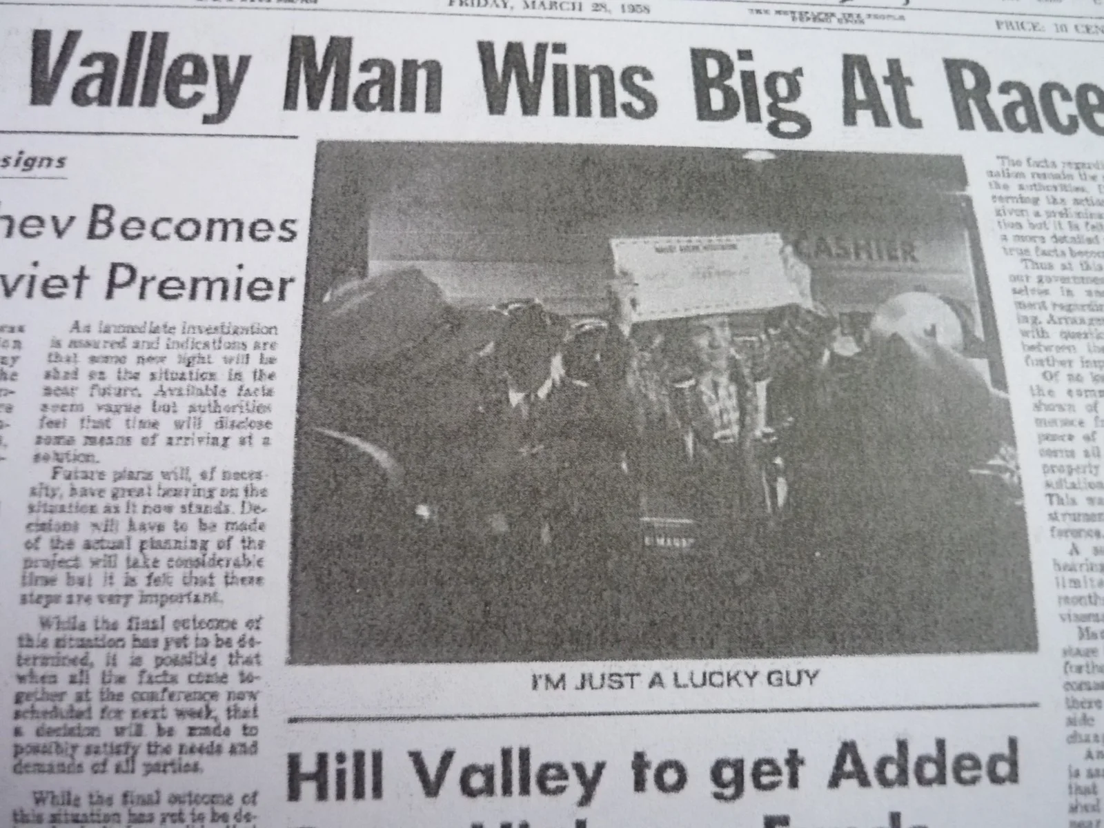 Framed a4 poster replica prop Back to the future biff hill valley man wins big, изображение 2