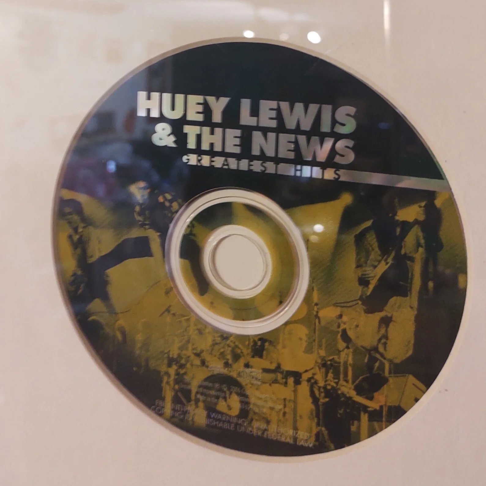 Huey Lewis and the News Autographed Custom Framed Greatest Hits Album 27 x 12, изображение 3
