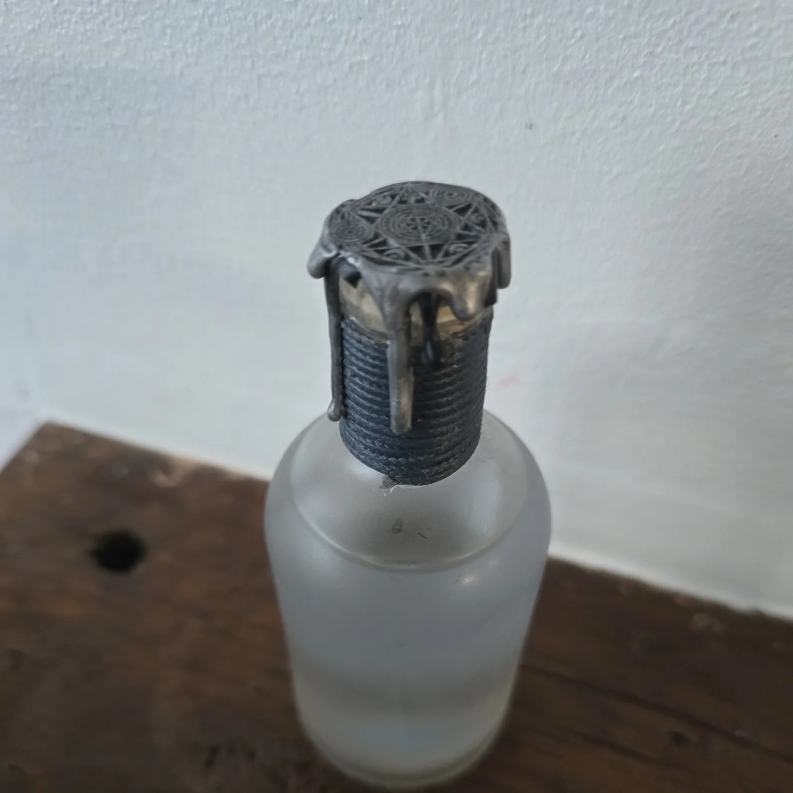 Invisibility Potion Magic Glass Bottle Magical Wizarding Herbology Prop, image 3