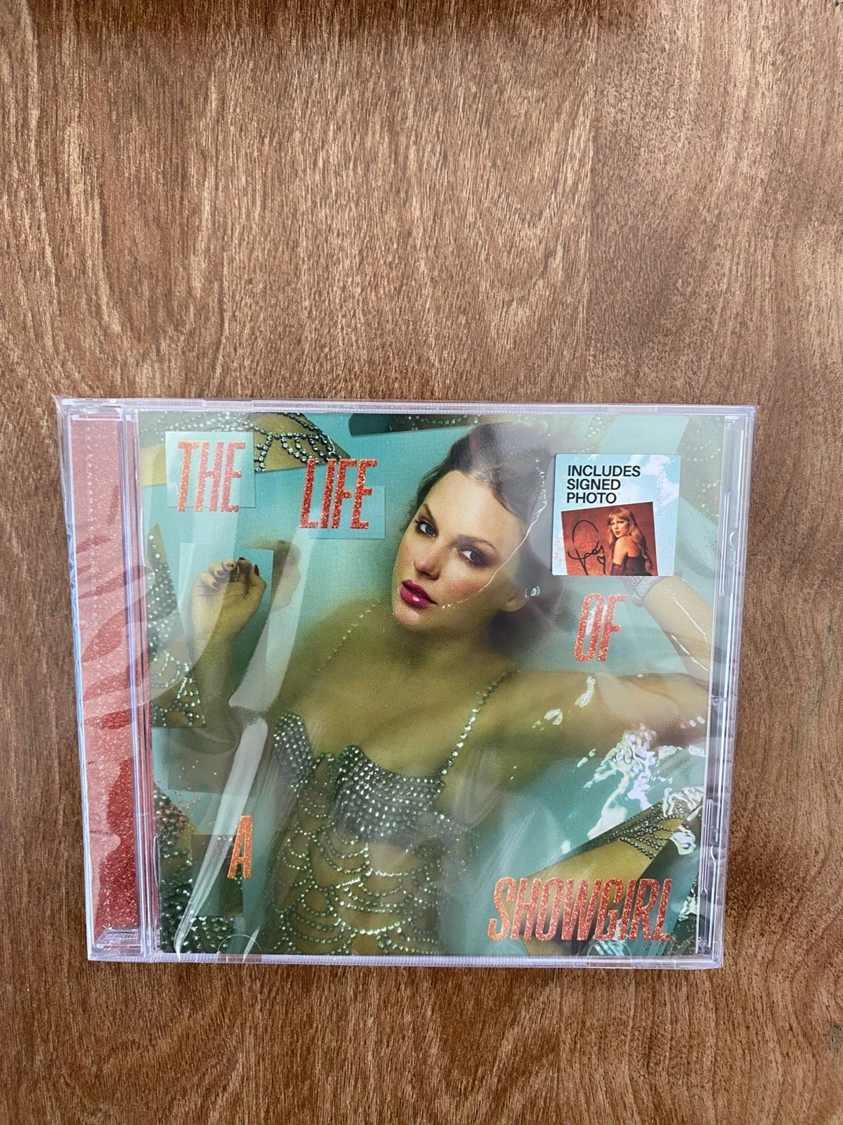 Taylor SWIFT The Life of a Showgirl CD Signed Autograph Photos 1-4 COMPLETE Set, изображение 2