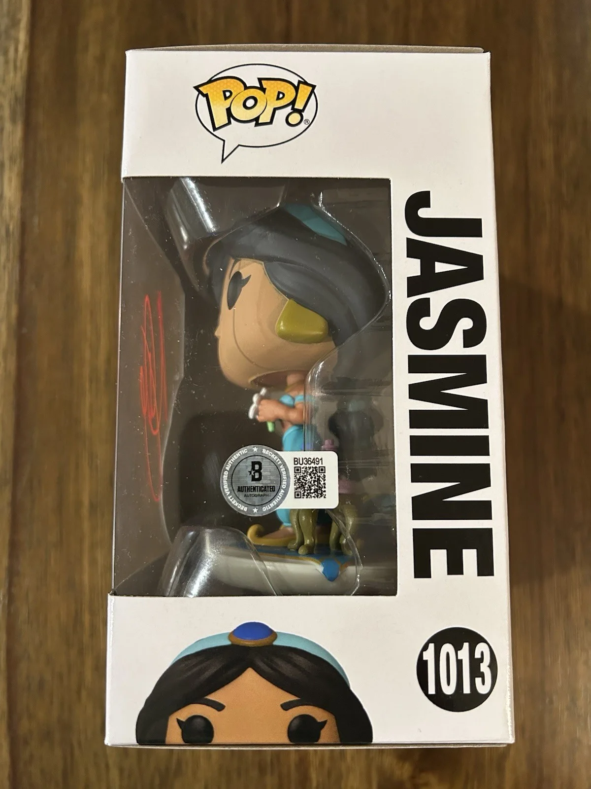 Naomi Scott — Naomi Scott ‘Aladdin’ Signed Funko Pop Disney Princess ‘Jasmine’ Beckett, изображение 2