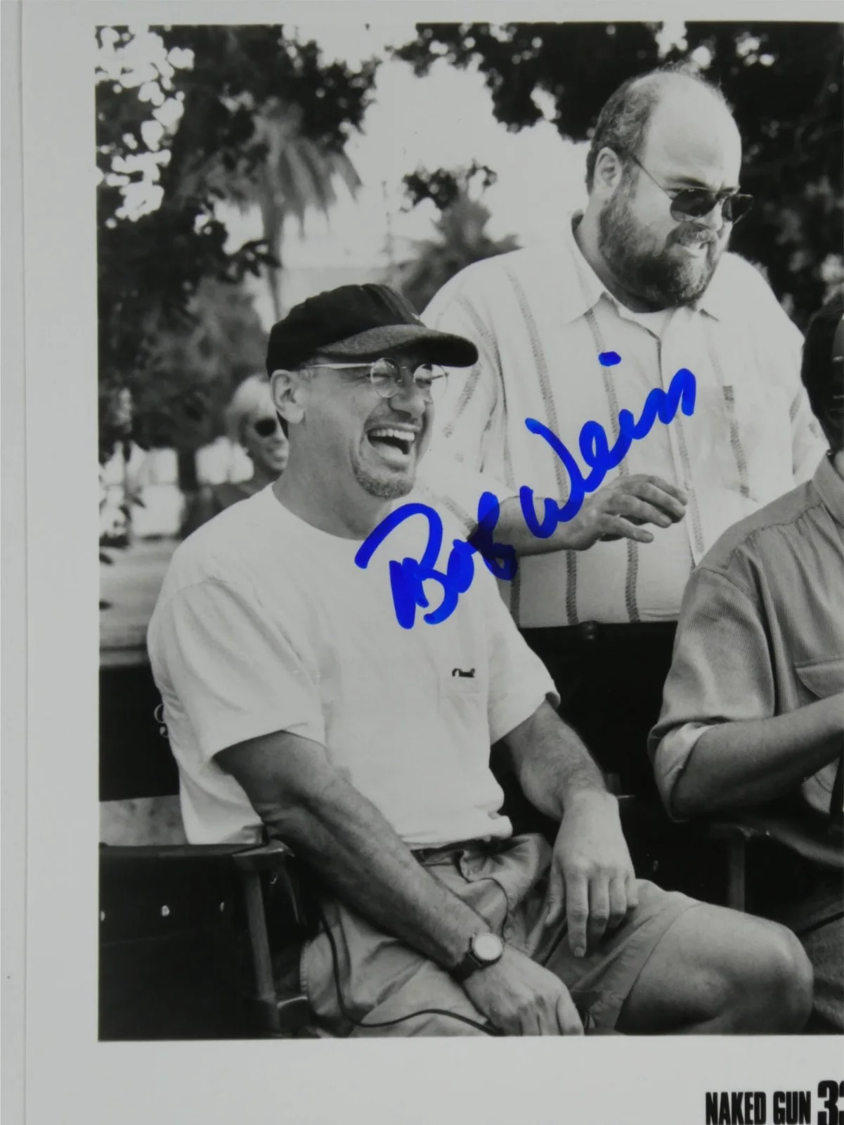 Robert Bob Weiss — Robert Bob Weiss David Zucker Robert LoCash Signed 8x10 Photo Naked Gun 33 1/3, изображение 2