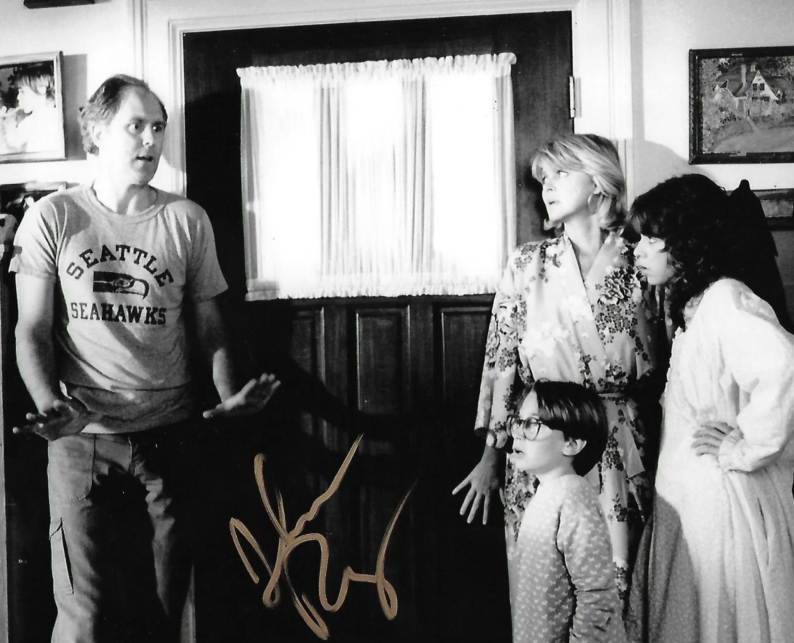 8x10 photo — Josh Rudoy autographed 8x10 photo Harry and the Hendersons Actor RARE COA LOOK!!