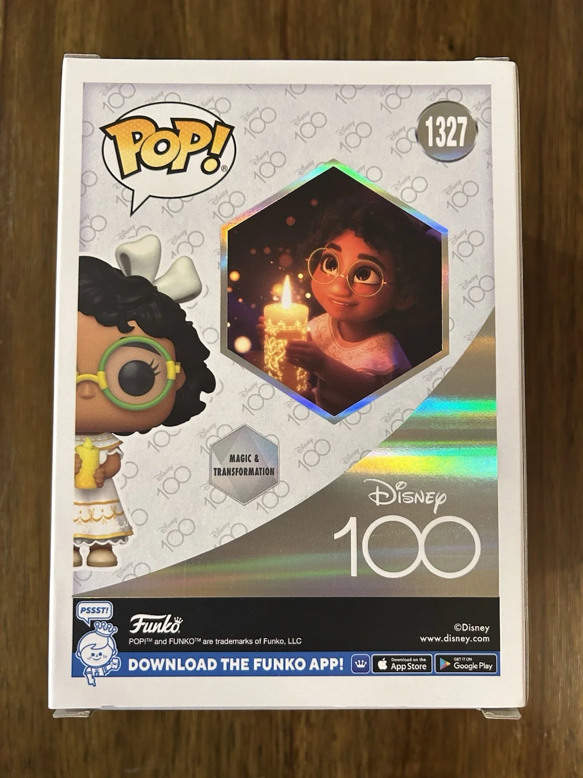 Stephanie Beatriz — Stephanie Beatriz ‘Encanto’ Signed ‘Mirabel’ Funko Pop Disney Beckett, изображение 3