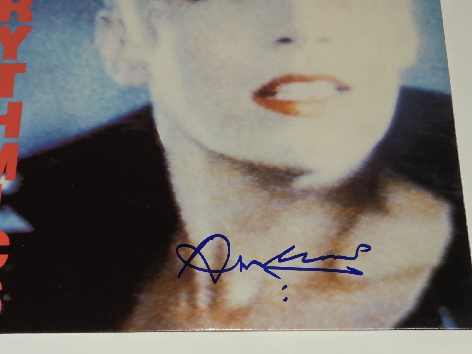 EURYTHMICS ANNIE LENNOX signed "BE YOURSELF TONIGHT" VINYL LP RECORD BECKETT BAS, изображение 2