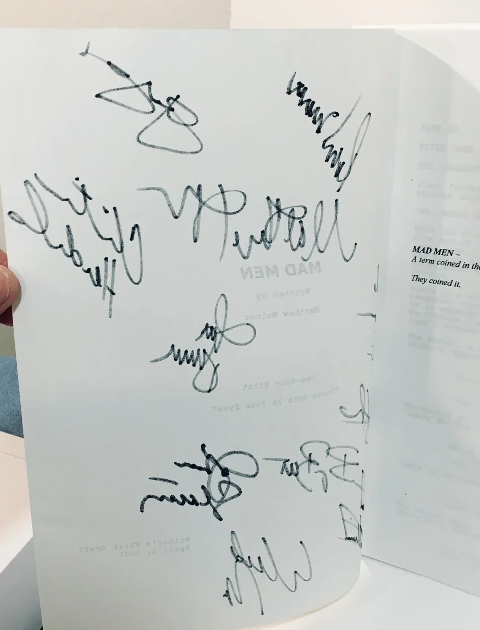 MAD MEN PILOT SCRIPT SIGNED by the ENTIRE 1st SEASON CAST-RARE & DESIRABLE w/COA, image 3