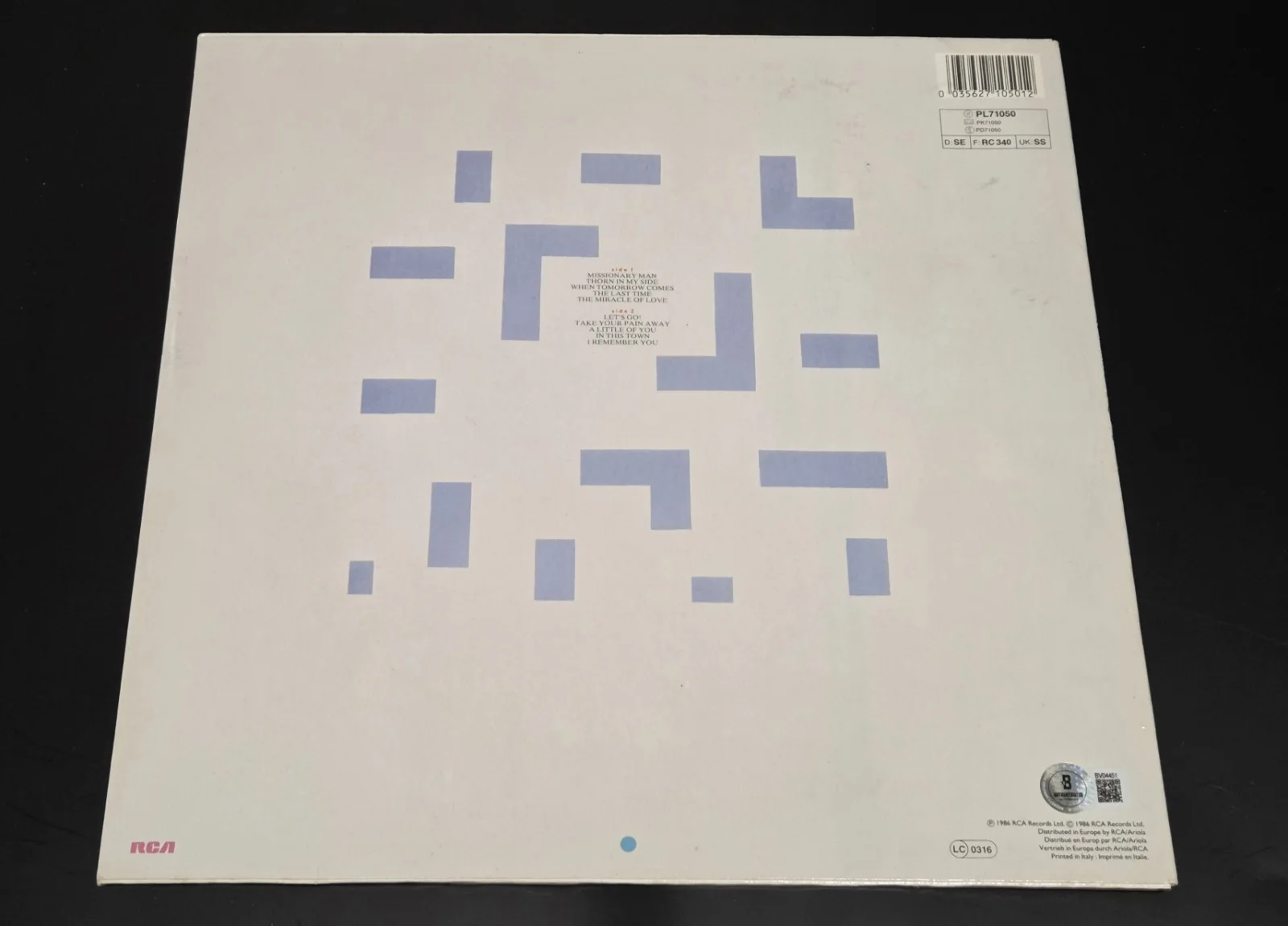 EURYTHMICS ANNIE LENNOX signed autographed "REVENGE" VINYL LP RECORD BECKETT BAS, изображение 2