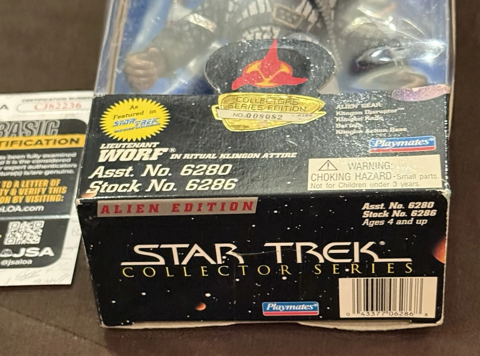 Michael Dorn JSA Signed Worf Star Trek GENERATIONS 12" Action Figure Toy, изображение 3