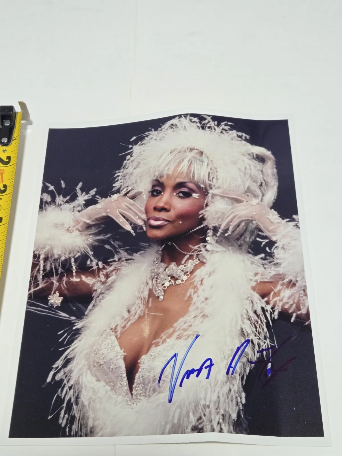 VIVICA A. FOX — VIVICA A. FOX ACTRESS CELEBRITY Signed Autographed 8x10 Photo Showgirl With COA, изображение 2
