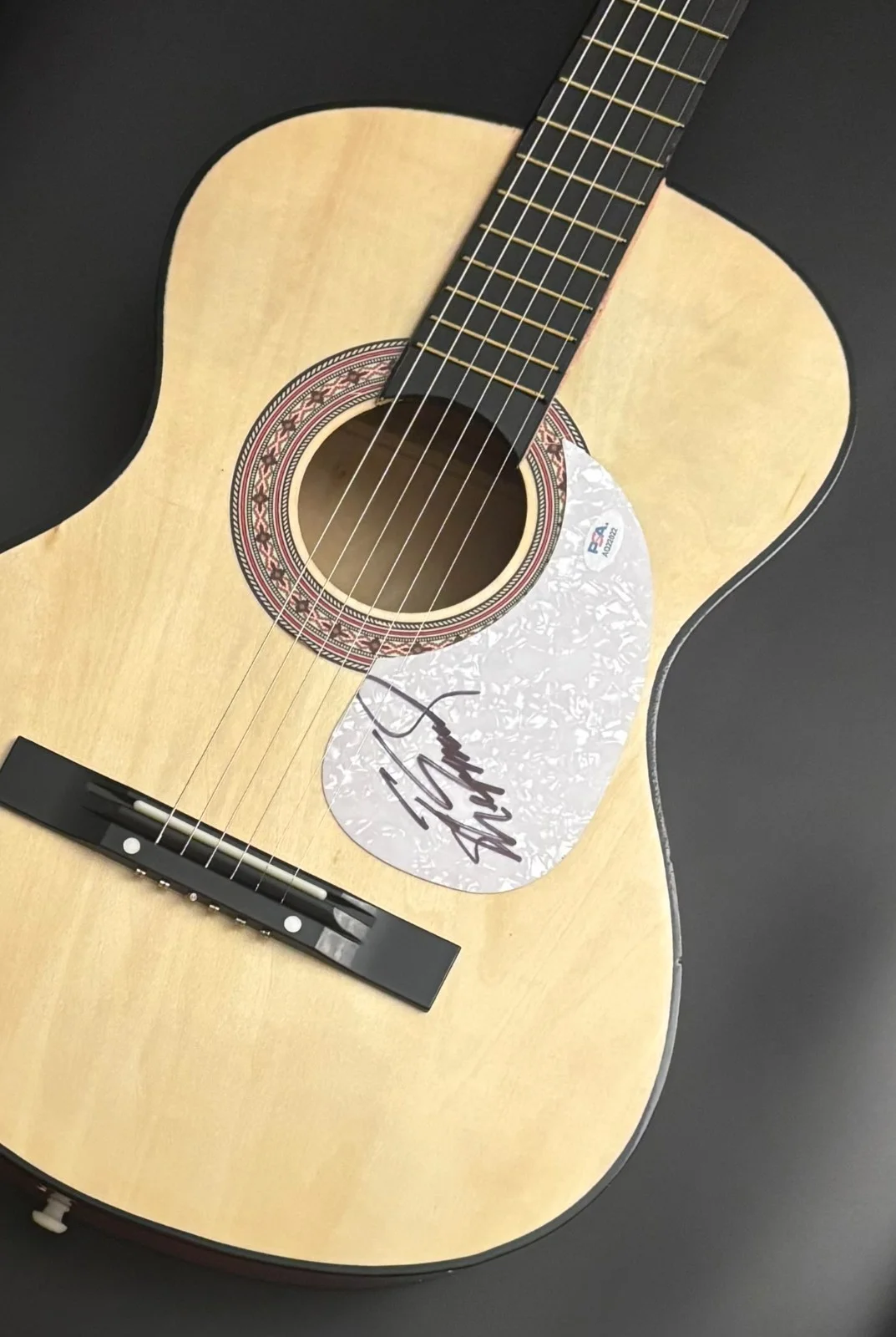 PSA I Loved 'Em Every One * T.G. SHEPPARD * Signed Acoustic Guitar COA, изображение 4
