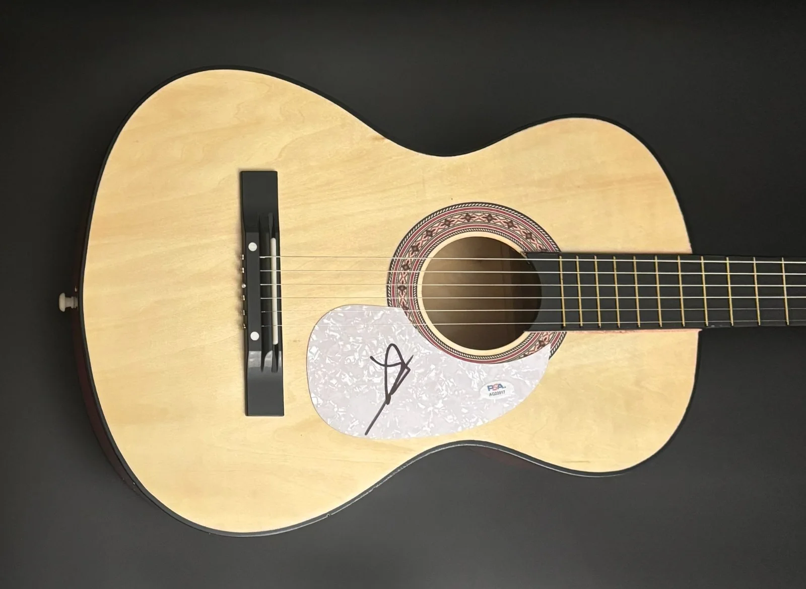 PSA Best Shot Country Star * JIMMIE ALLEN * Signed Acoustic Guitar COA, изображение 2