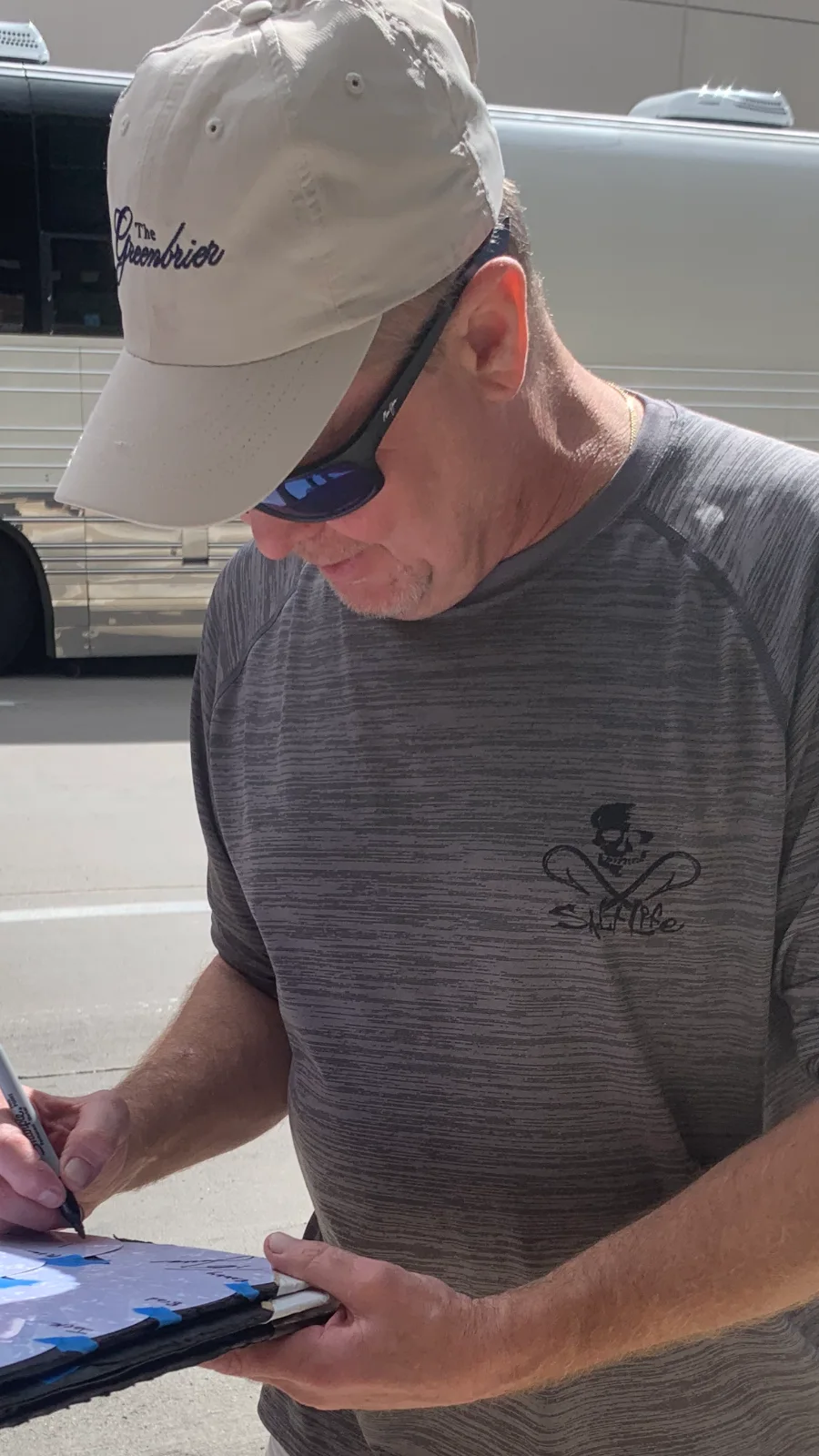 GFA Paint Me a Birmingham * TRACY LAWRENCE * Signed Acoustic Guitar PROOF COA, изображение 2