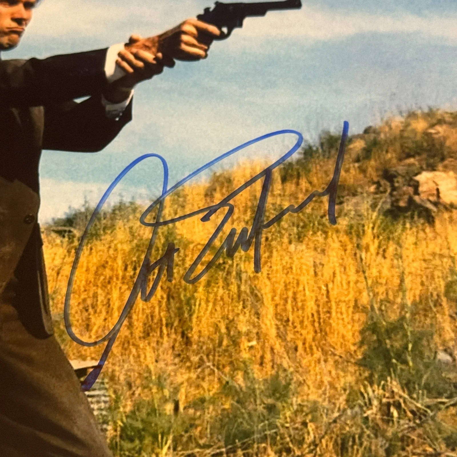 Clint Eastwood — CLINT EASTWOOD Signed Autographed 8x10 Photograph Auto Photo DIRTY HARRY w/ COA, изображение 3