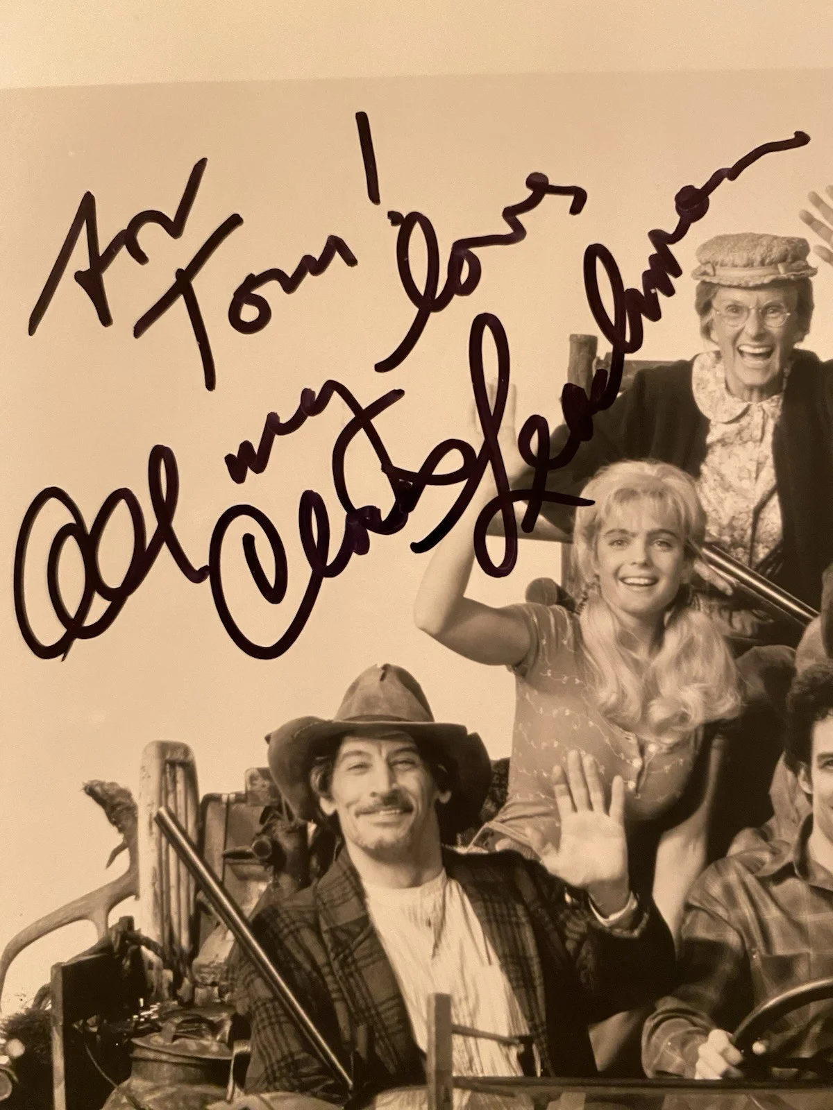 Cloris Leachman — Cloris Leachman Signed Autographed Photo With COA The Beverly Hillbillies Granny, изображение 2