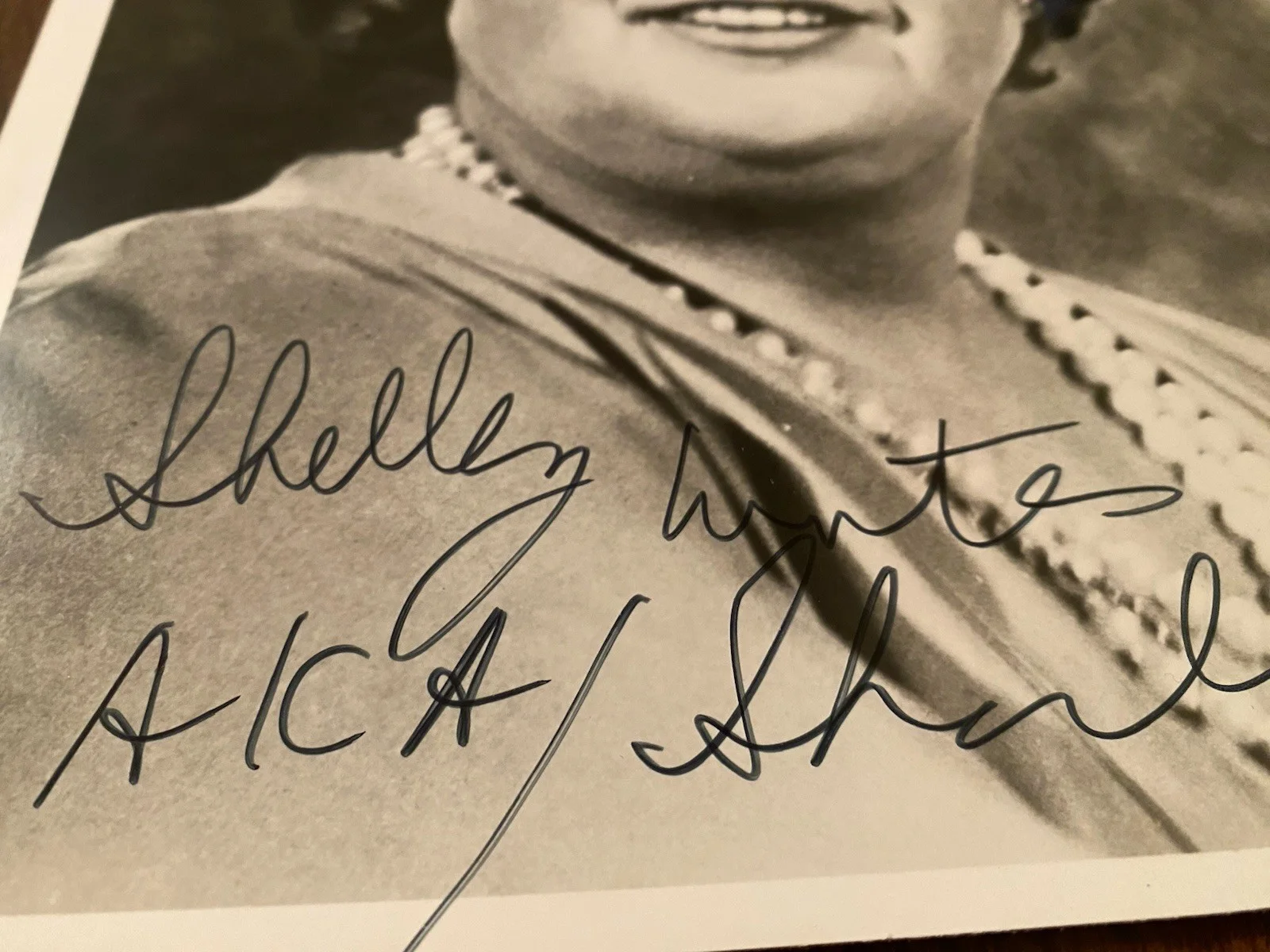 Shelley Winters — Shelley Winters Signed Autographed Photo With COA Batman 66 Ben Casey Laugh In, изображение 3