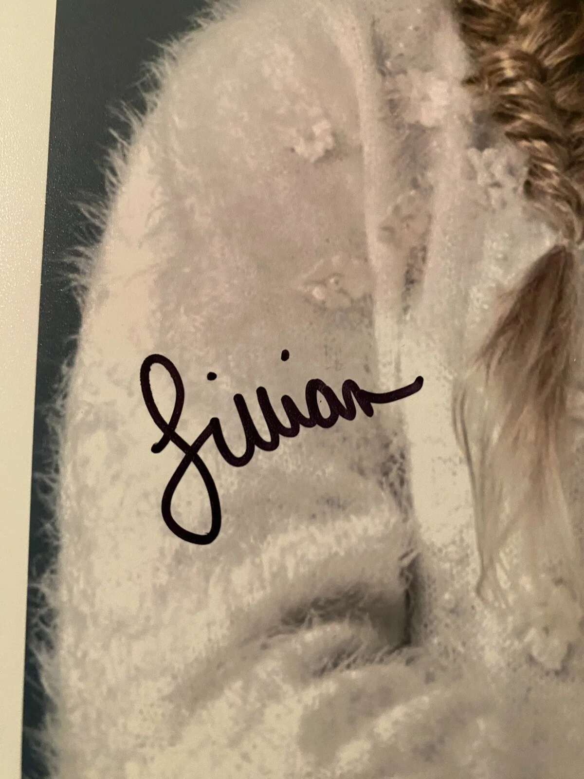 Jillian Shea Spaeder — Jillian Shea Spaeder Signed Autographed Photo w/ COA Walk The Prank Godmothered, image 2
