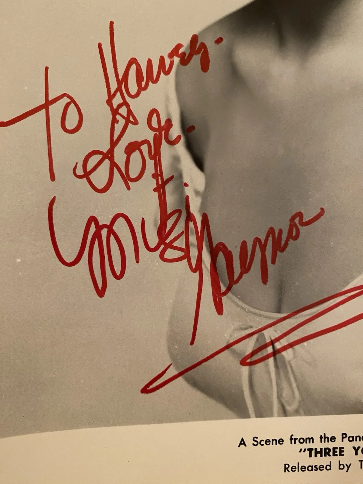 Mitzi Gaynor — Mitzi Gaynor Signed Autographed Photo With COA Three Young Texans South Pacific, изображение 2