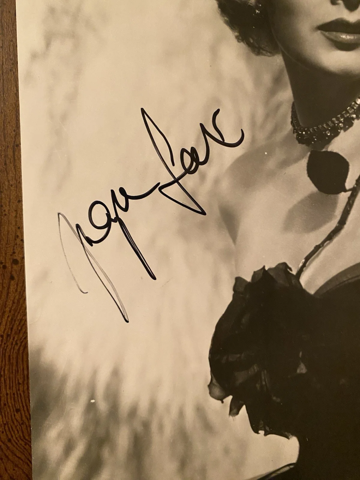 Zsa Zsa Gabor — Zsa Zsa ZsaZsa Gabor Signed Autographed Photo w/ COA Touch Of Evil Moulin Rouge, изображение 2
