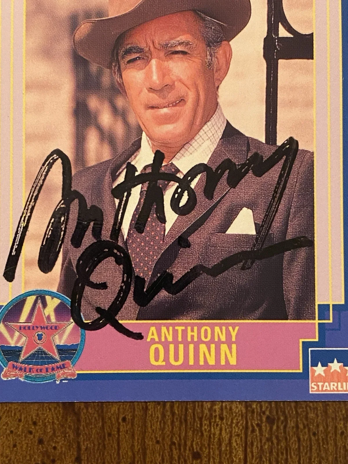Anthony Quinn — Anthony Quinn Signed Autographed Hollywood Walk Of Fame Card With COA, изображение 2