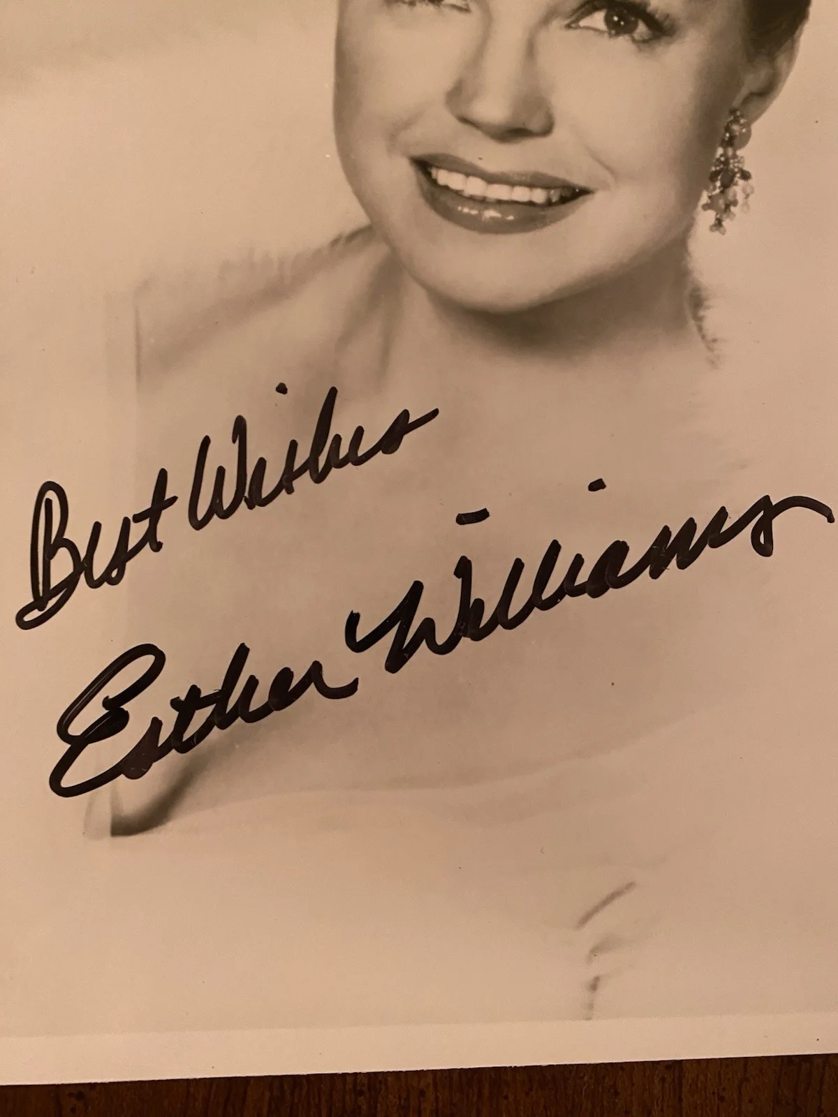 Esther Williams — Esther Williams Signed Autographed Photo With COA Skirts Ahoy Bathing Beauty, изображение 2