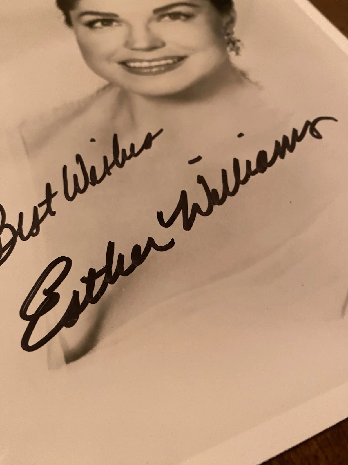 Esther Williams — Esther Williams Signed Autographed Photo With COA Skirts Ahoy Bathing Beauty, изображение 3