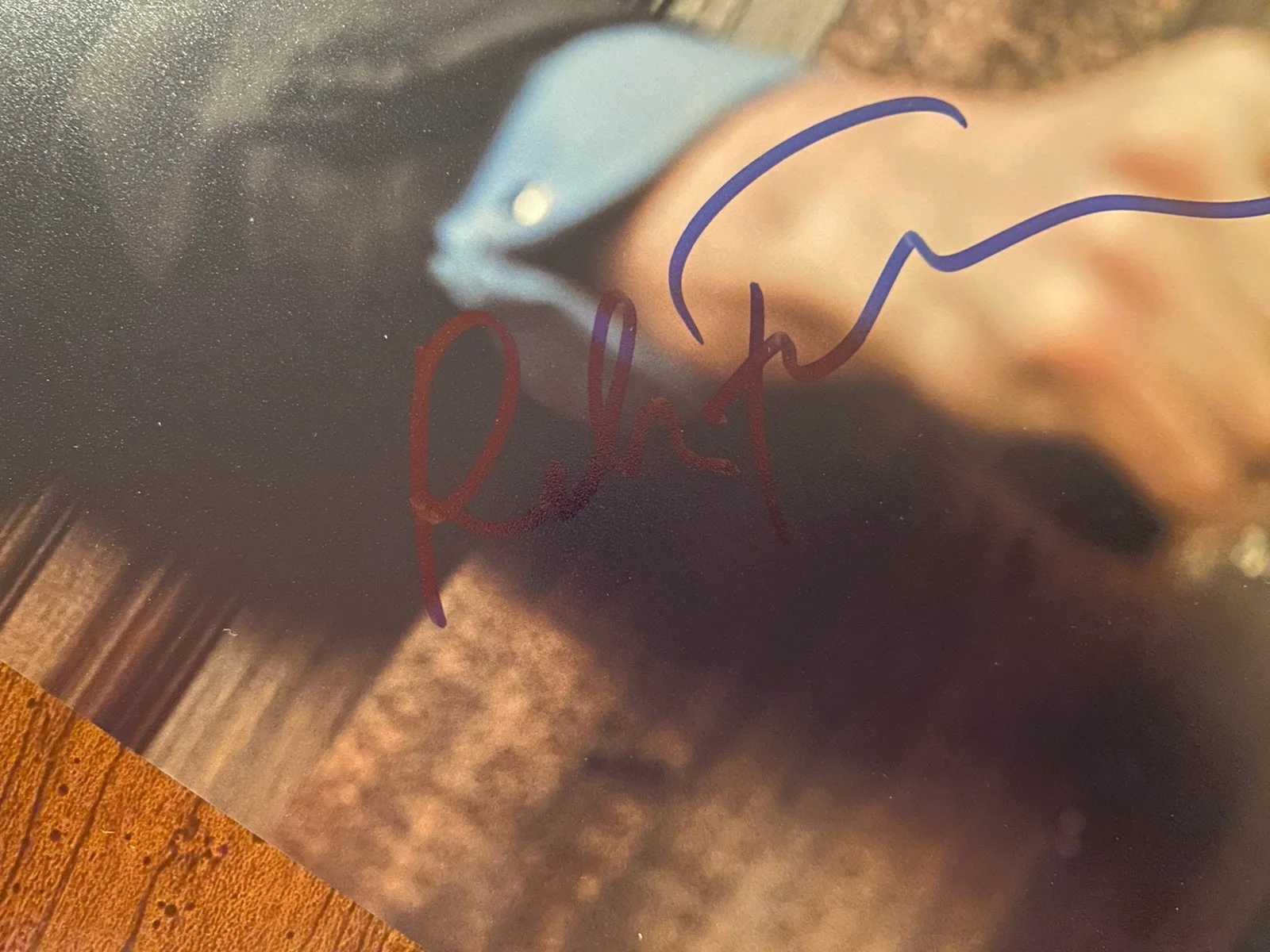 Ralph Fiennes — Ralph Fiennes Signed Autographed 10x8 Photo With COA Skyfall, image 3