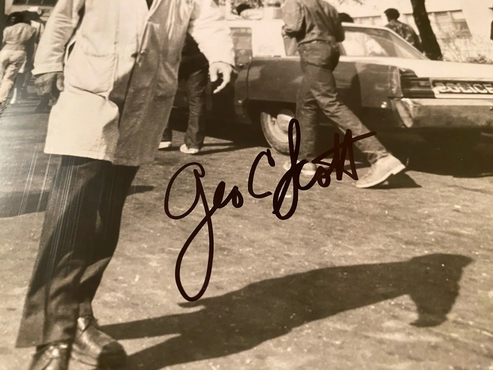 George C Scott — George C Scott Signed Autographed Vintage Photo With COA The Hospital Patton Etc, изображение 3