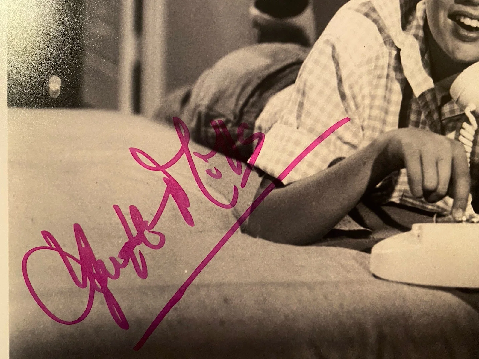 Hayley Mills — Hayley Mills Signed Autographed Photo The Parent Trap Beckett BAS, изображение 2