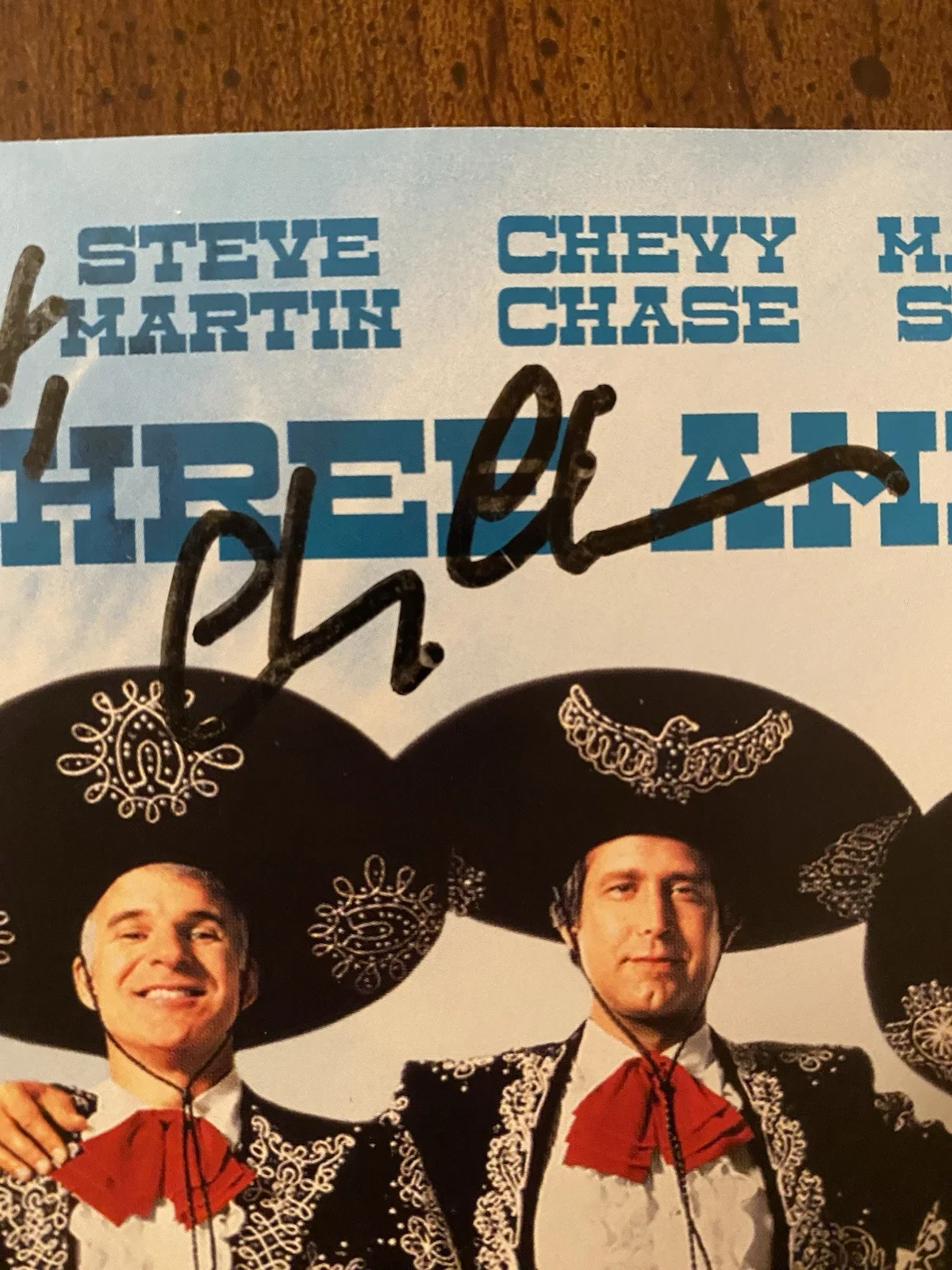 John Landis, Chevy Chase — John Landis Chevy Chase Signed Autographed DVD Cover Three Amigos With COA, изображение 2