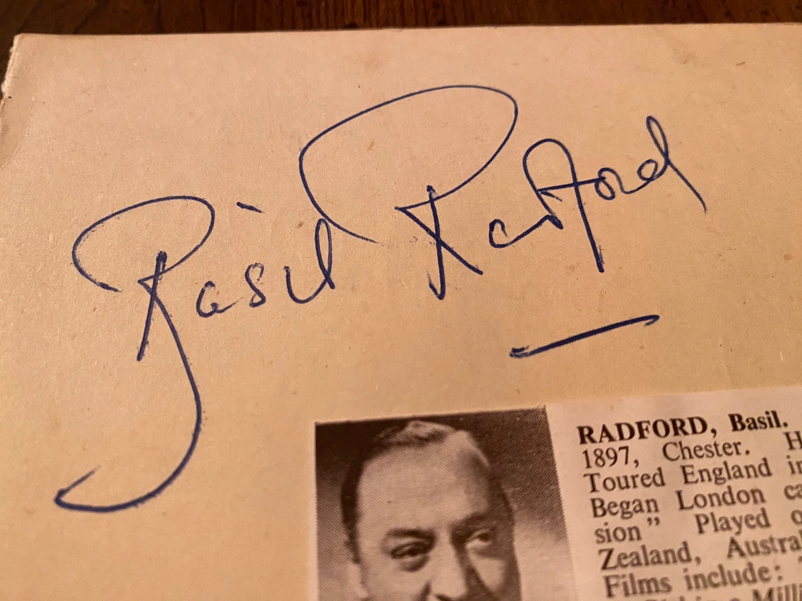 Basil Radford — Basil Radford Signed Autographed Page w COA The Lady Vanishes Jamaica Inn RARE, изображение 3