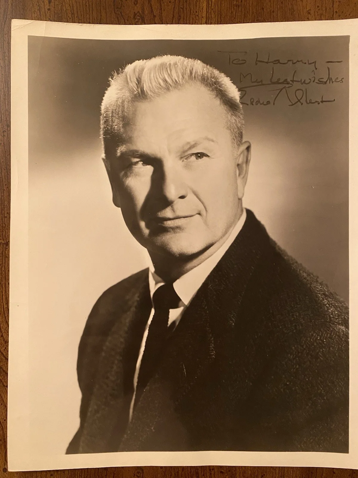 Eddie Albert — Eddie Albert Signed Autographed Vintage Photo w COA Captain Newman Roman Holiday