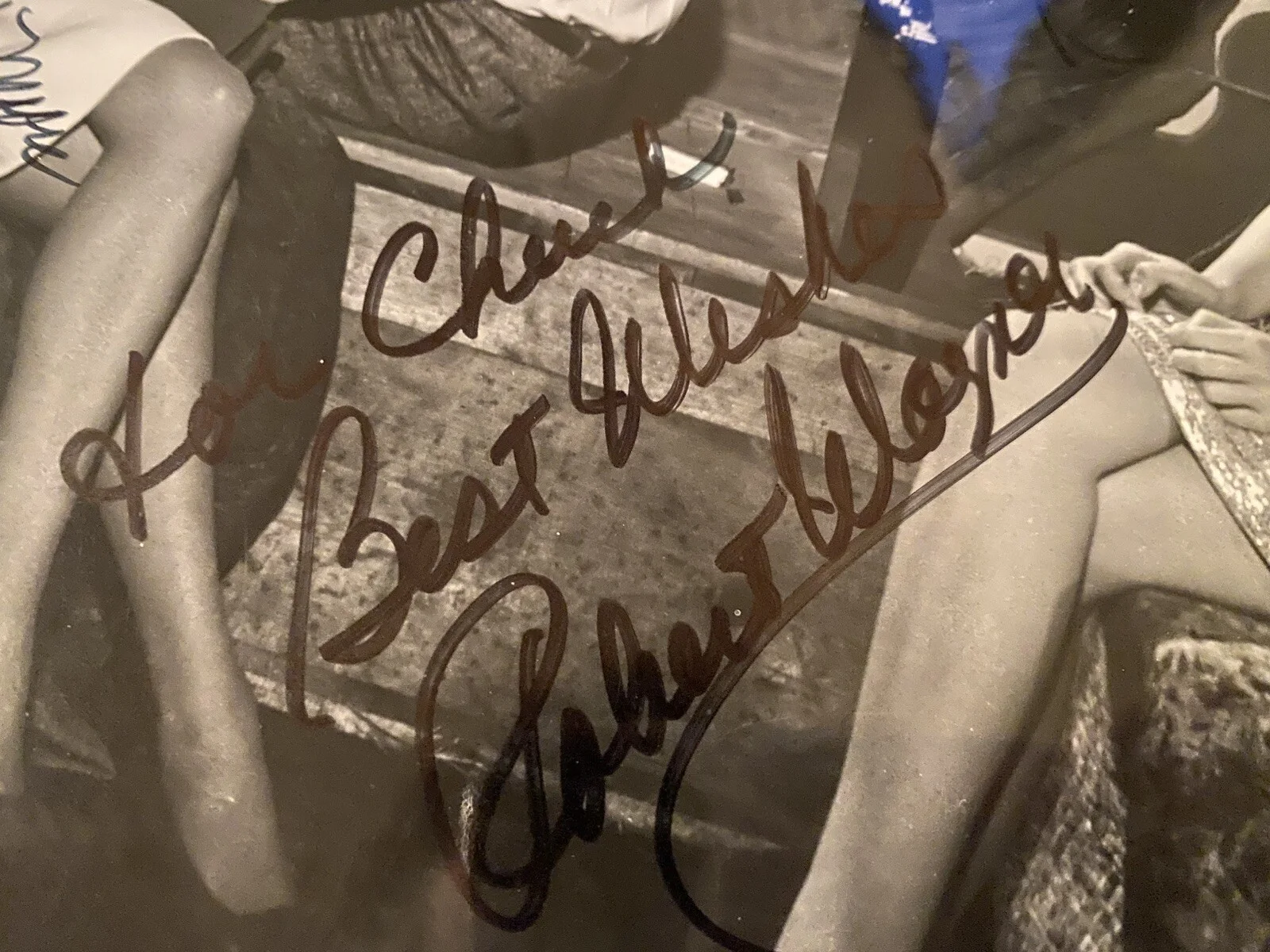 Robert Wagner, Mary Tyler Moore — Robert Wagner Mary Tyler Moore Signed Autographed Photo With COA By Both, image 3