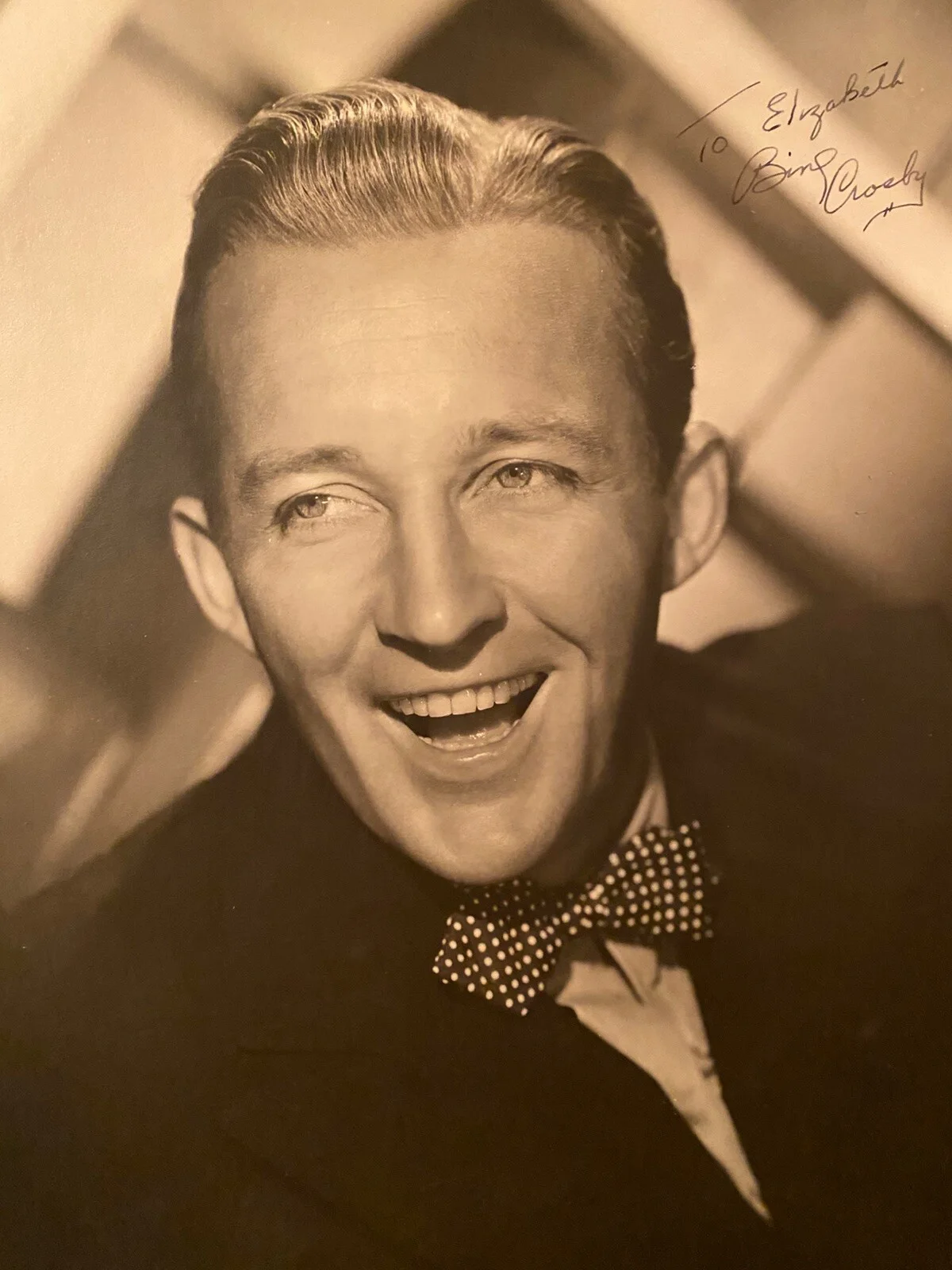 Bing Crosby — Bing Crosby Signed Autographed 11x14 Photo With COA White Christmas Holiday Inn, изображение 2