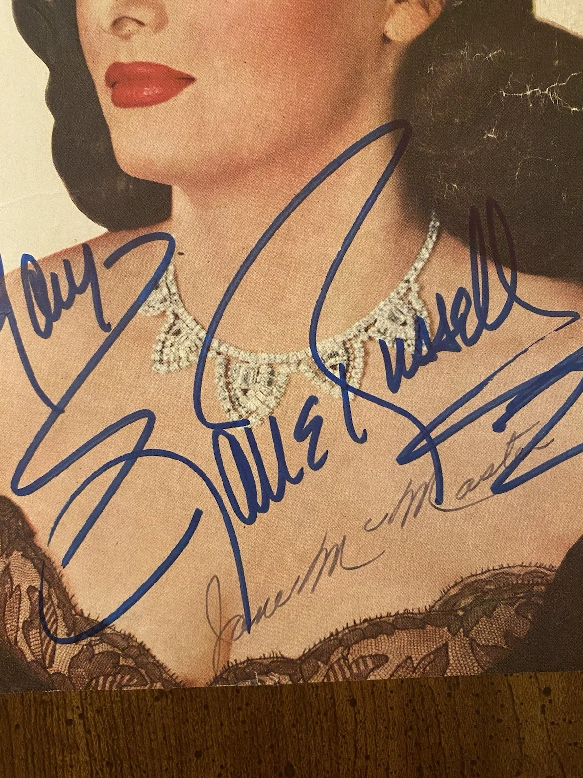 Jane Russell — Jane Russell Signed Autographed Movieland Magazine Cover With COA The Paleface, изображение 2