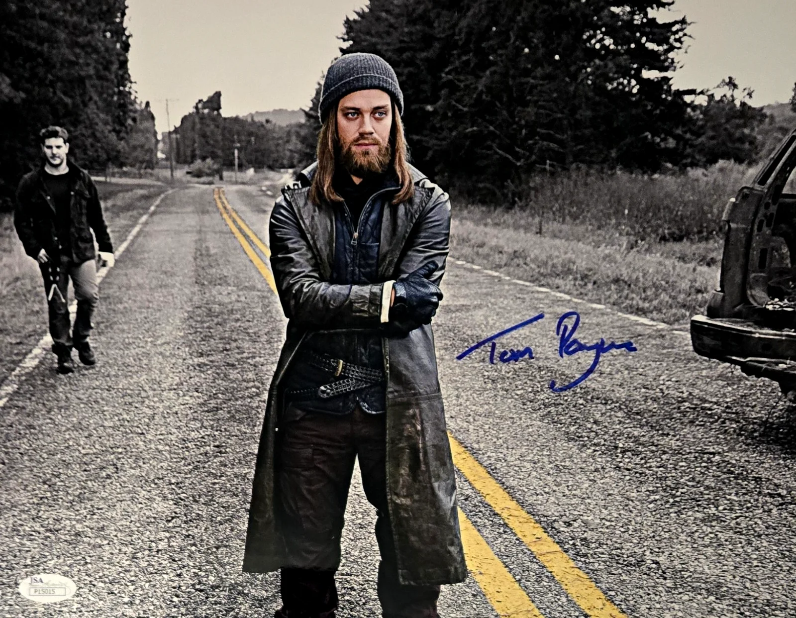 TOM PAYNE — Tom Payne Signed The Walking Dead Autograph Jesus Paul Monroe 11x14 JSA COA 015