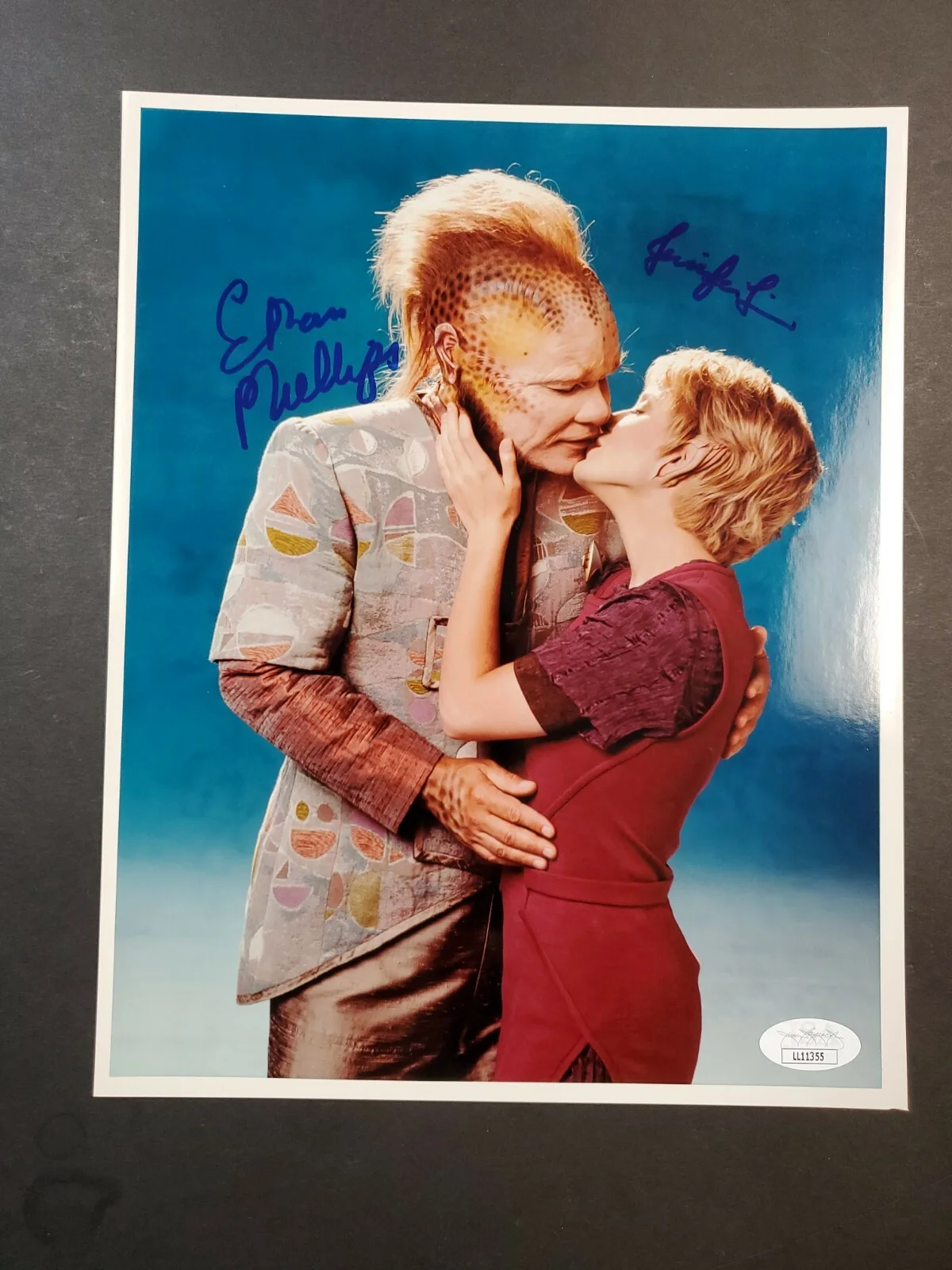 Ethan Phillips and Jennifer Lien — Ethan Phillips and Jennifer Lien Signed 8X10 Picture Star Trek Voyager JSA COA