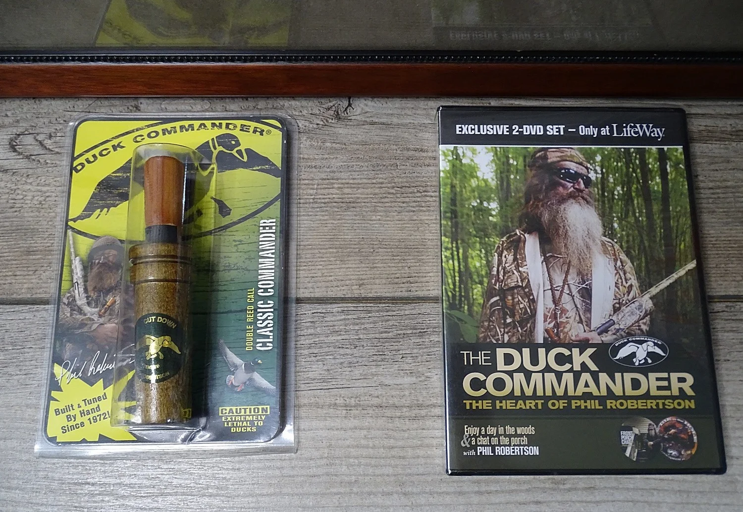 The Duck Commanders — Duck Commander Autographed Lithograph Phil Si Willie Jase Robertson + Duck Call,, image 3