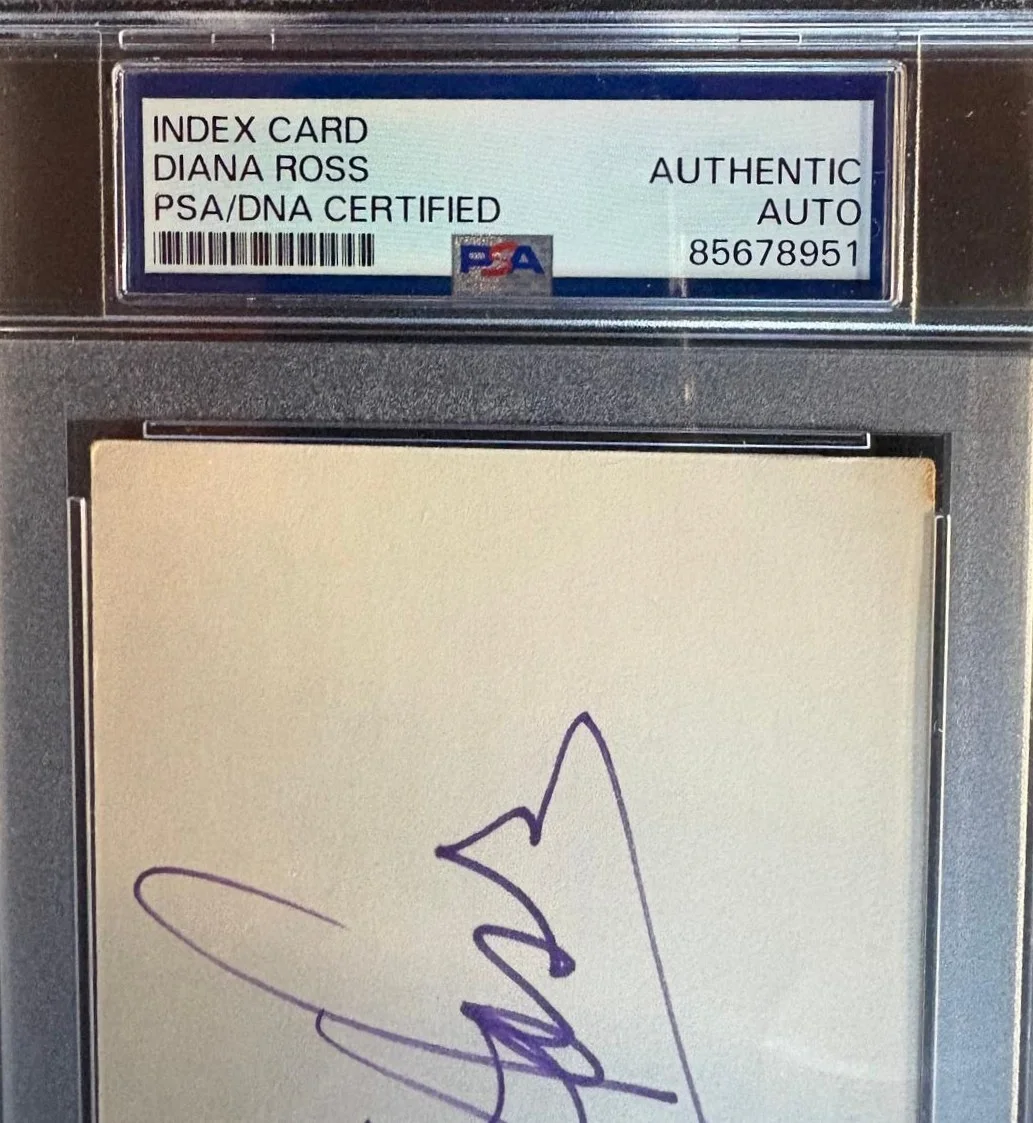 Diana Ross — DIANA ROSS SIGNED INDEX CARD PSA ENCAPSULATED I'M COMING OUT BABY LOVE B, изображение 2
