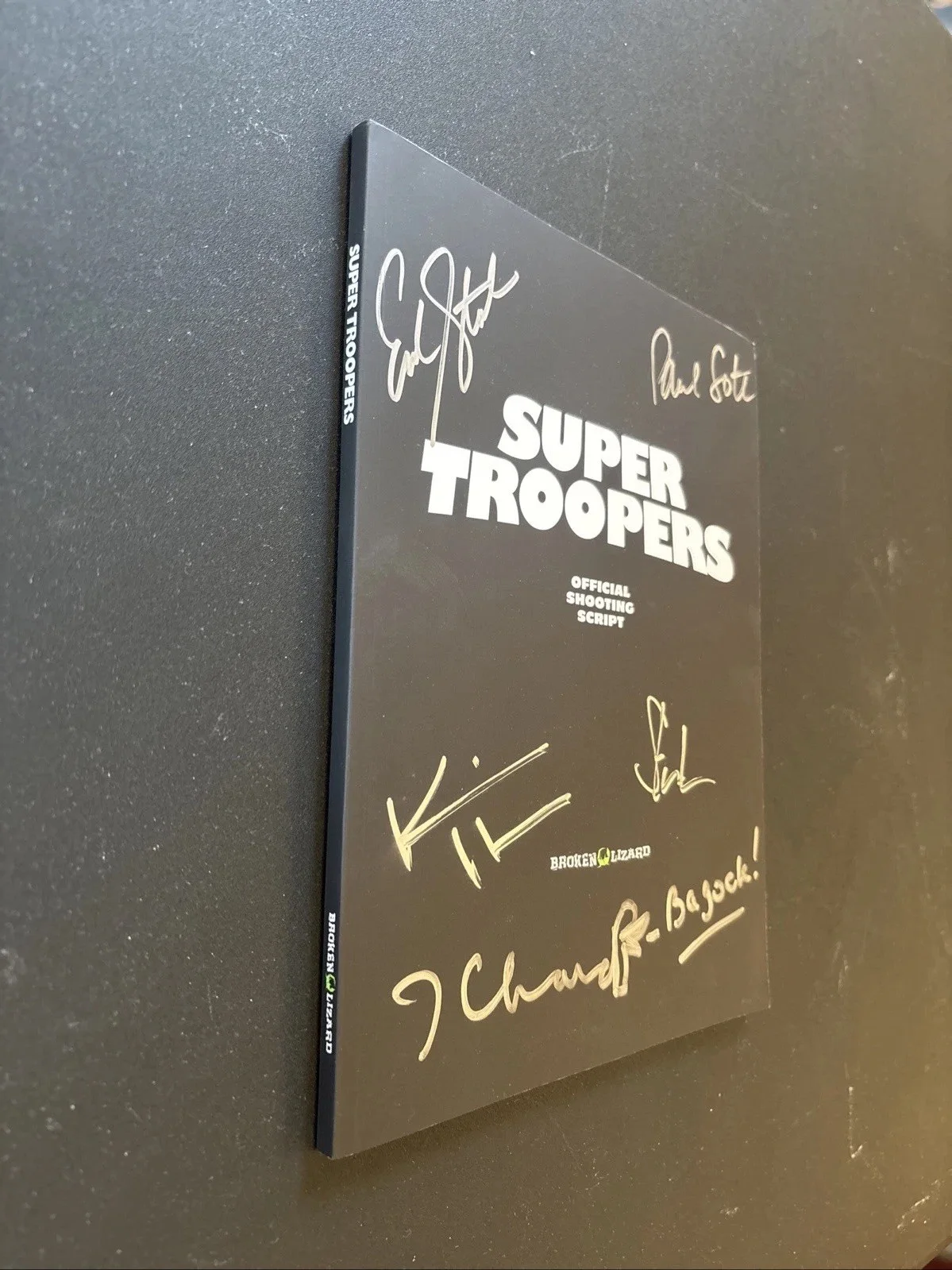 SUPER TROOPERS signed Autographed Official Shooting Script BROKEN LIZARD 5 Autos, image 3