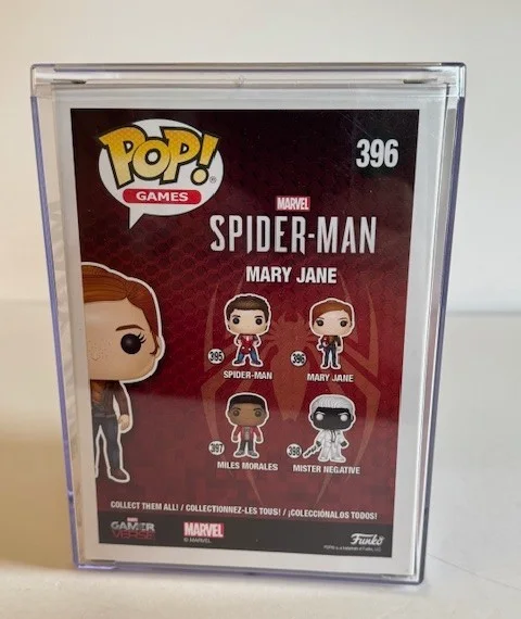 Kirsten Dunst — Kirsten Dunst Signed Mary Jane 396 Funko Marvel Spider-Man Beckett COA Hard Case, image 3