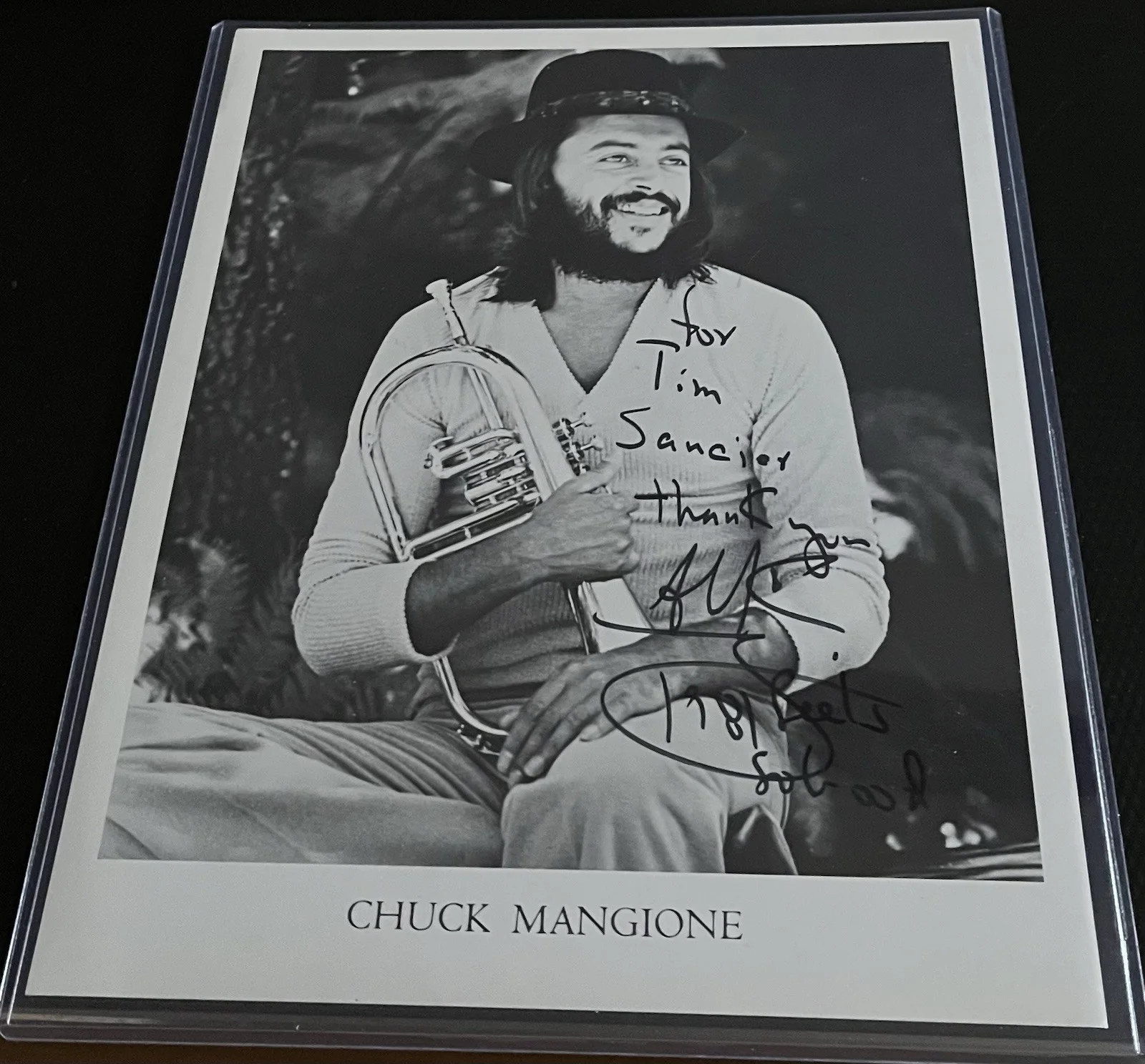Chuck Mangione Feels So Good Signed 8x10 Photo Autograph w/ COA, Top Loader, изображение 2